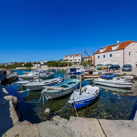 Beachfront Nehaj Kastel * Kastela
