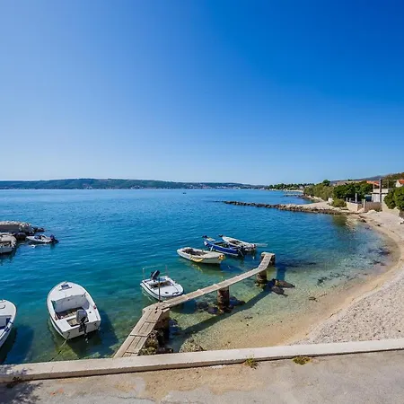 Apartment Beachfront Nehaj Kastel *